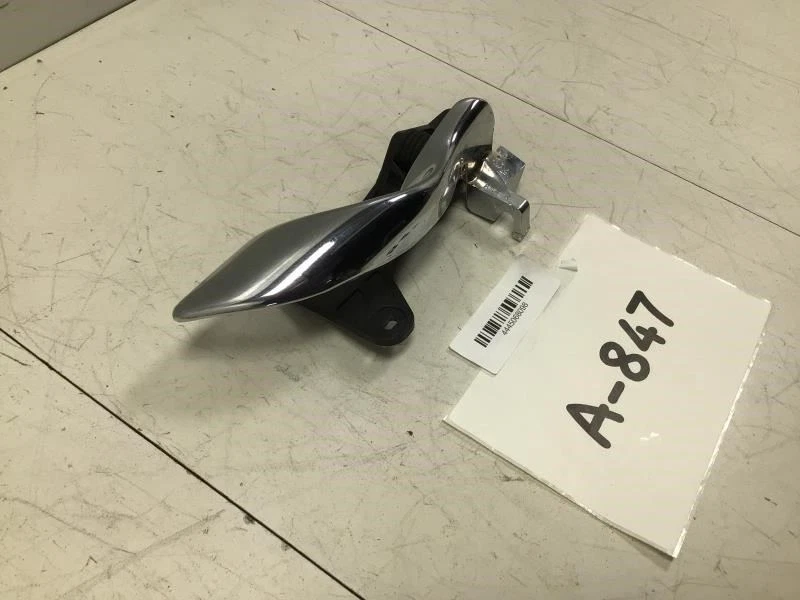 Cadillac Deville 2002 manija interior del lado del pasajero trasero derecho cromo OEM+ Foto 2 de 4