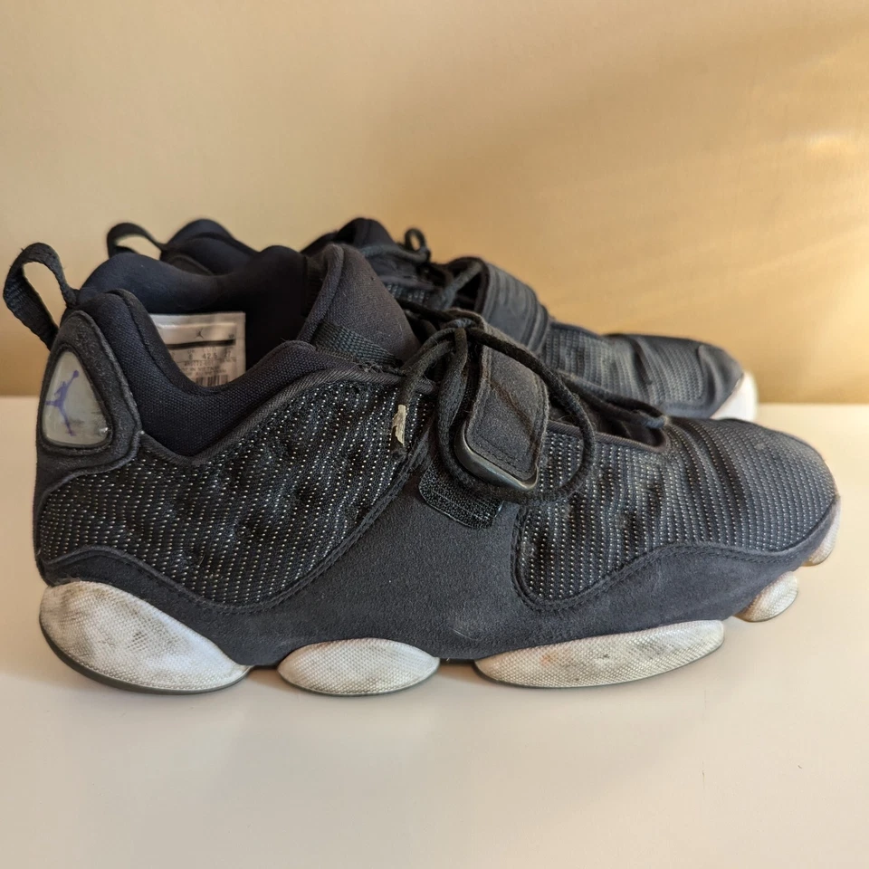 Tênis Masculino Air Jordan Black Cat "Space Jam" - Tamanho 9 - Imagem 2 de 4