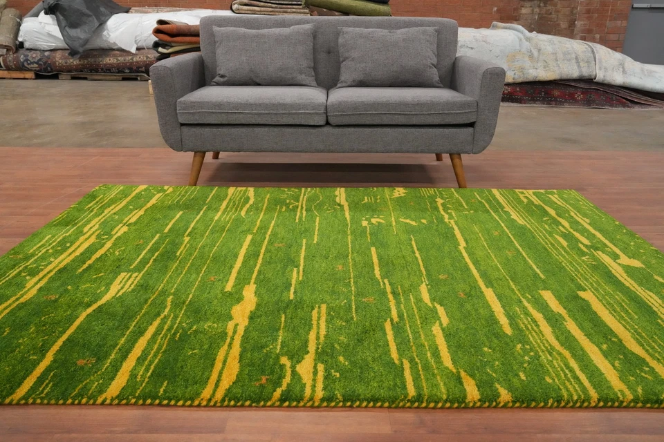 Alfombra verde/dorada 5x8 hecha a mano de lana diseño de líneas contemporáneo Foto 3 de 4