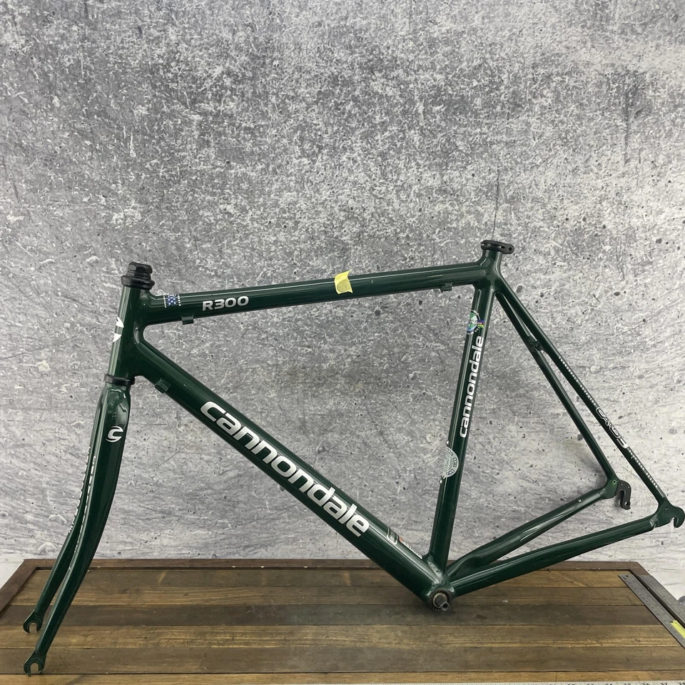 Vintage Cannondale R300 Road Bike Frame Green USA Handmade Alloy Dents 700c 130 - Image 3 of 4