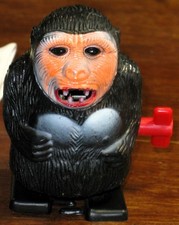 Vintage King Kong Figure Wind Up Walker Toy 1970s Hong Kong Gorilla Ape