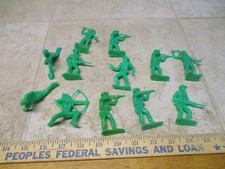 VTG MPC Tim Mee Cowboys Indians Green 60mm Plastic Figures Toy Soldiers J77