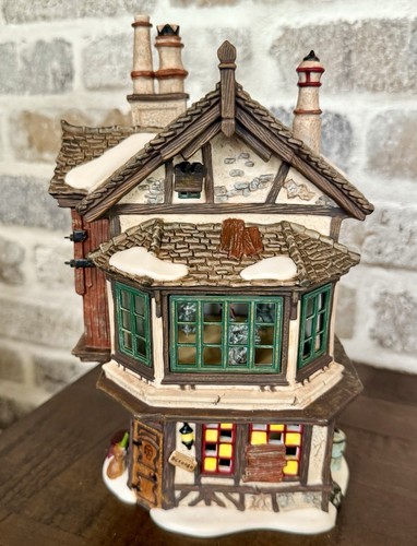 Dept 56 Animated EBENEZER SCROOGE'S HOUSE 58490 Dickens Village Christmas Carol