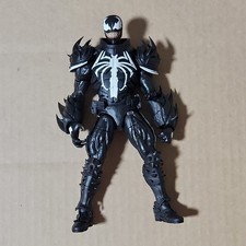 Custom Venom made by one oak customs marvel l...