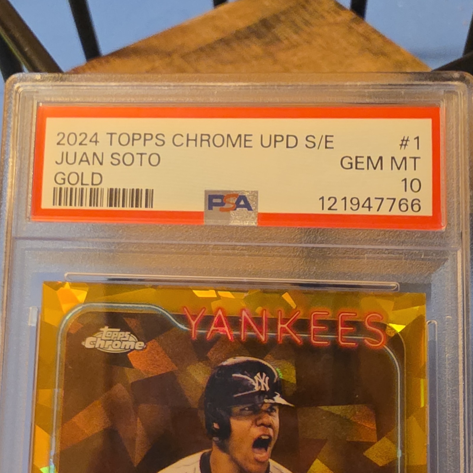 Topps 2024 Chrome Update Sapphire Juan Soto USCS1 Gold /50 Yankees PSA 10 view 4