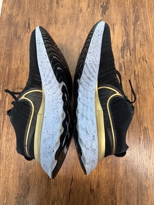 Nike React Infinity Run Flyknit 2 Womens  Size 9 Black Metallic Gold CT2423-009