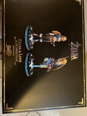 F4F THE LEGEND OF ZELDA: BREATH OF THE WILD  ZELDA & LINK MASTER EDITION Figures
