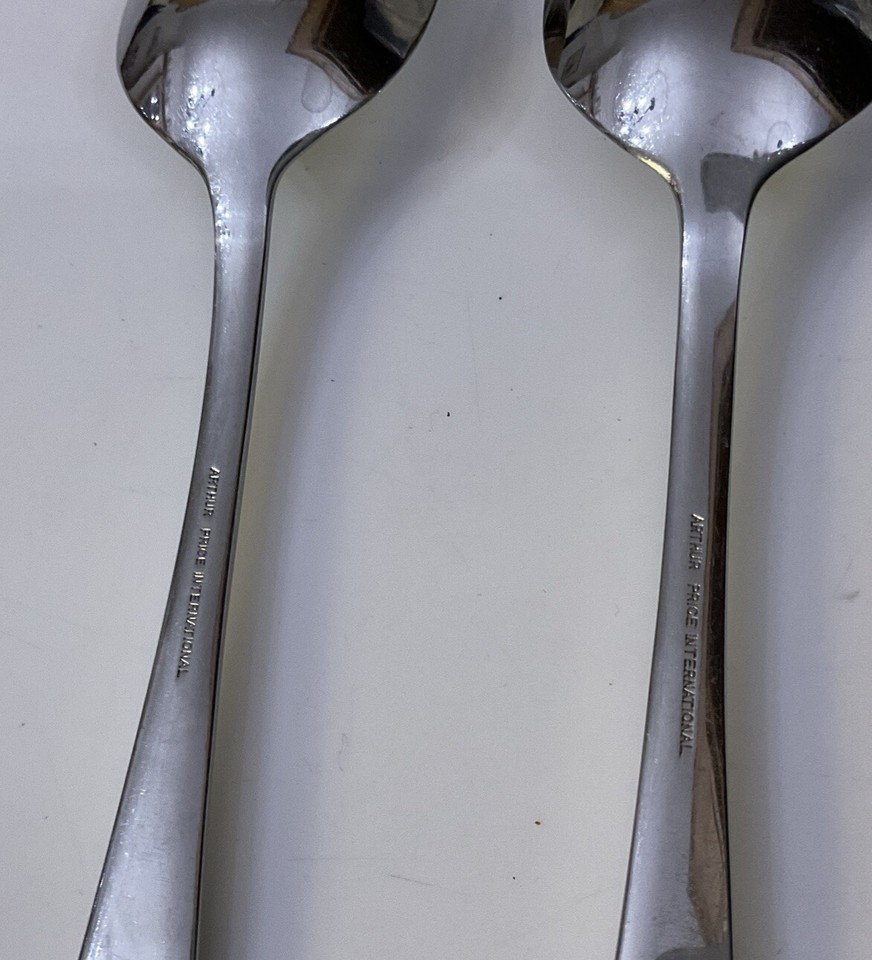 2 ARTHUR PRICE INTERNATIONAL STAINLESS STEEL APOLLO 20.5cm SERVER