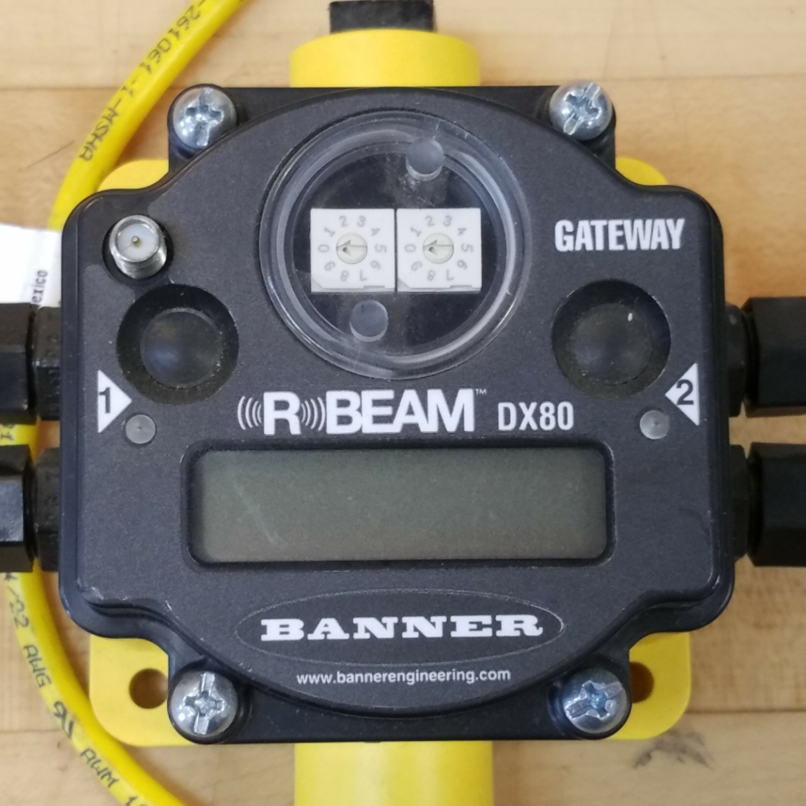 Banner DX80GW R Beam DX80 Gateway with cable MQDC406 USED eBay