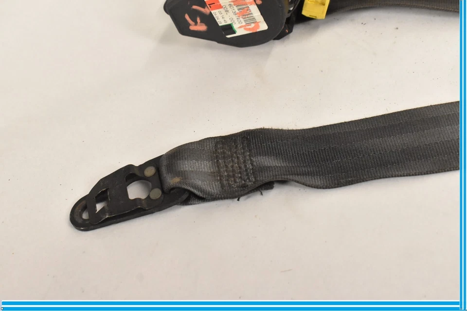 Cinturón de seguridad del conductor Volkswagen Touareg 2004-2007 (izquierdo) Foto 4 de 4