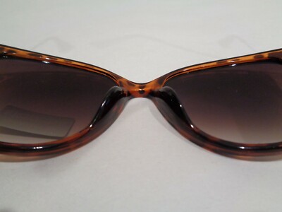 Steve Madden SM894108 Tortoise New Womens Fashion Sunglasses  display picture 3