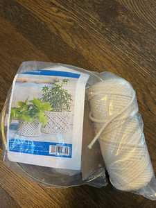 herrschners Bohemian baskets macrame kit make two covers for plants