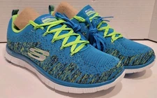 NWOB Women's Skechers Skech-Knit Blue Running Shoes Sneakers Size 8 Memory Foam