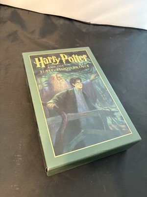 Harry Potter and the Half Blood Prince - Deluxe Edition Hardcover with Slipcase