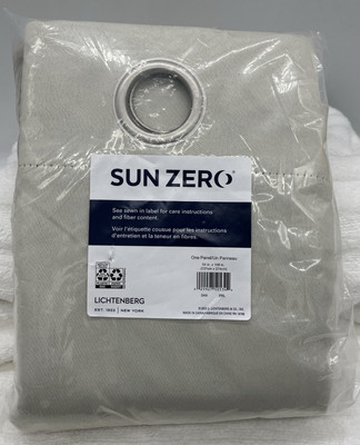 Sun Zero Easton Blackout Energy Efficient Grommet Curtain Panel 54X108 Pearl New
