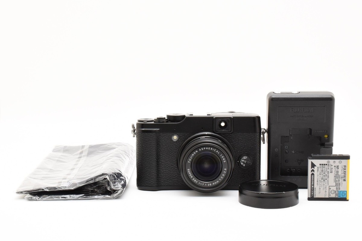 Fuji Fujifilm X Series X10 12.0MP Digital Camera Black From JAPAN
