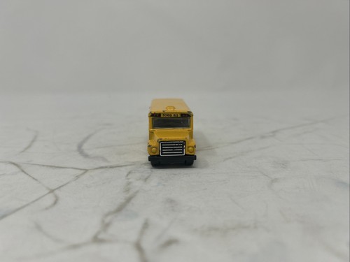 Vintage Matchbox School District 2 Bus Yellow Diecast 1/95 Scale 1985 Toy VTG - 第 2/10 張圖片