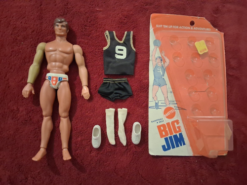 BIG JIM MATTEL vintage sport figurine Hong Kong 1971 football ski skieur EUR 25,99 - FR