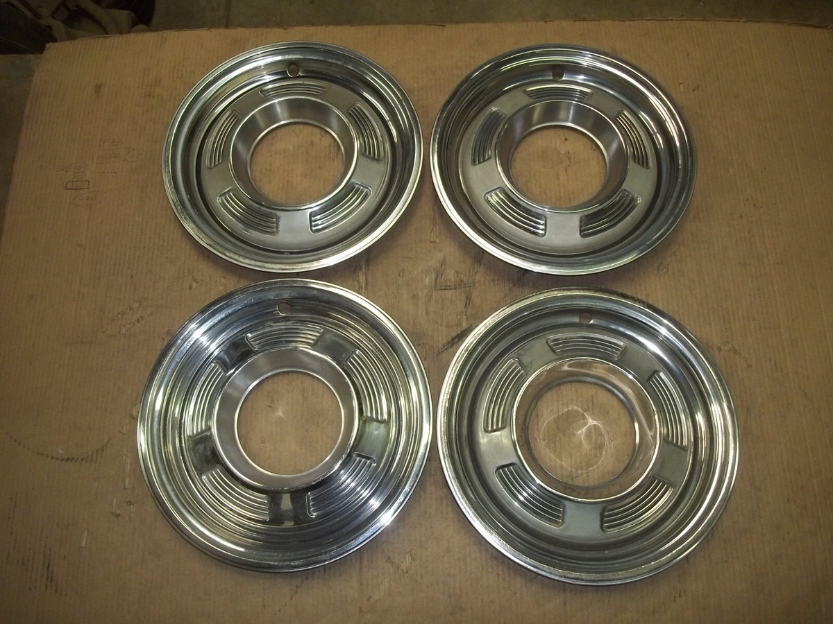 65 66 Plymouth Barracuda Valiant Hubcap Rim Wheel Cover Hub Cap 13