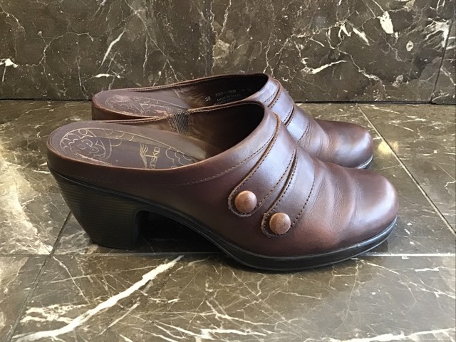 dansko size 8.5