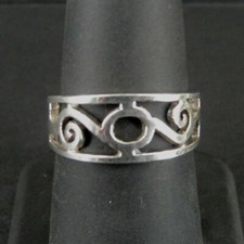 Ring Silver Circle with Swirls Design Sterling 925 Size 7 Ring Band