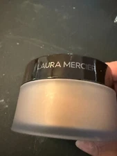 Laura Mercier Translucent Loose Setting Powder Translucent Medium Deep  0.33oz