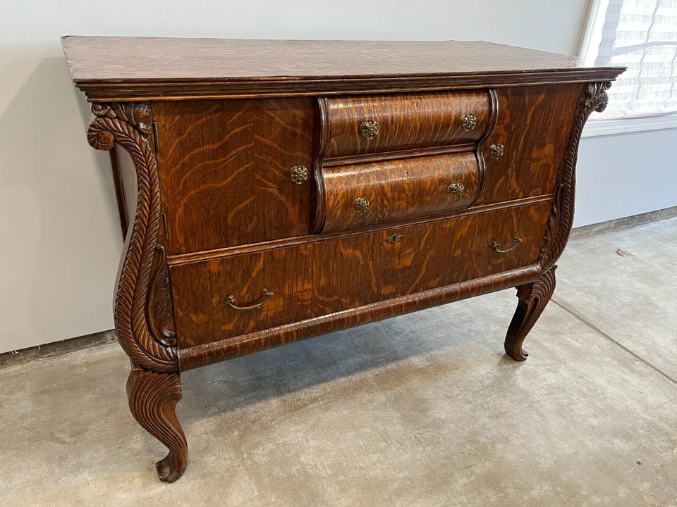Cómoda de gabinete rococó francesa de madera de cebra tigre antigua de principios de 1900 Foto 3 de 4