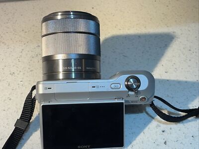 Sony NEX-3 Digital Camera 14.2MP w/18-55mm F3.5-5.6