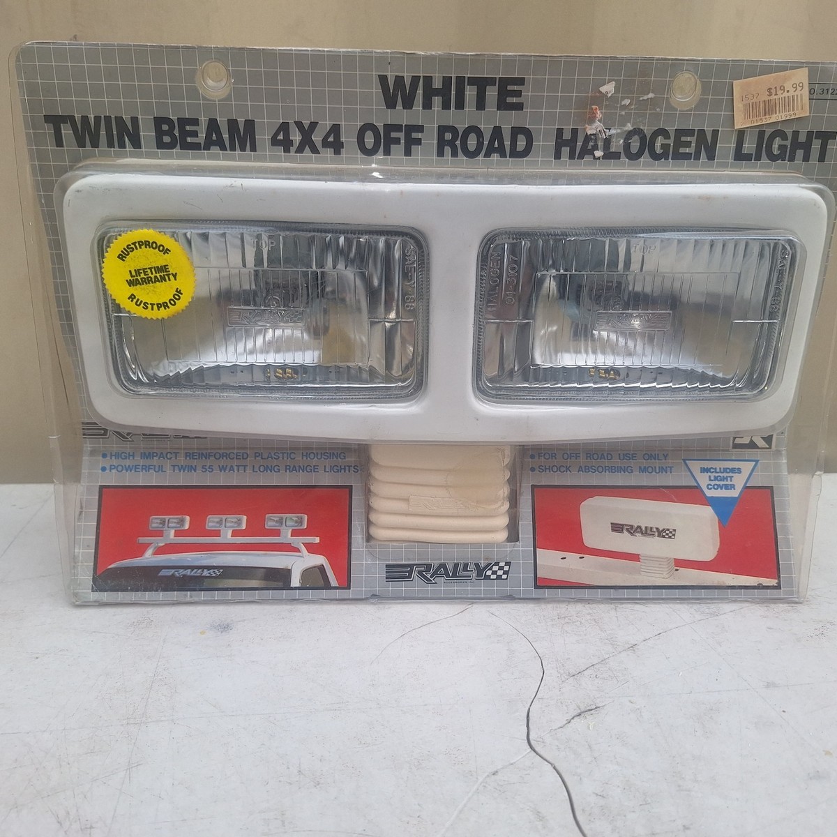 英国 stadium ビンテージ フォグライト　ペア Vintage RALLY Accessories Inc. NO. 3122 White Twin 4x4 Off-road