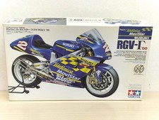 1 12 Scale Model Telefonica Movistar Suzuki RGV T 00 TAMIYA