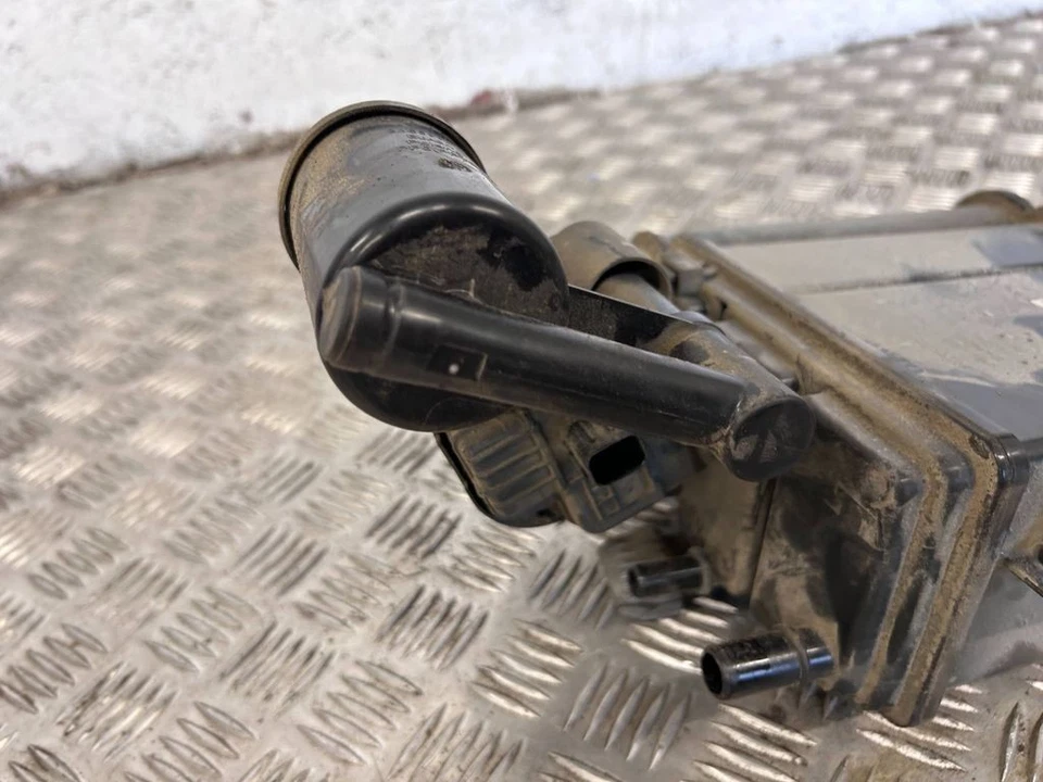 2018-2025 Volvo XC60 Fuel Vapor Evaporator Charcoal Filter Canister 31478242 - Image 2 of 4