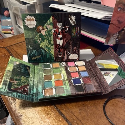 Revolution X DC Batman Harley Quinn Poison Ivy Eyeshadow Palette