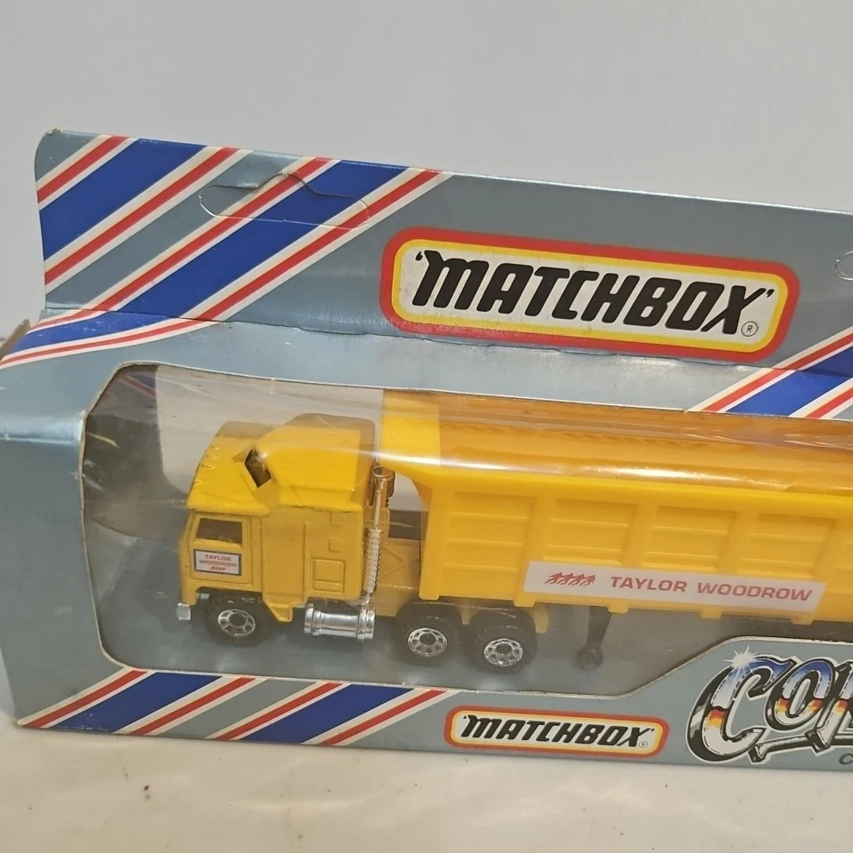 Matchbox Convoy CY-20 Kenworth Tipper Taylor Woodrow Boxed Truck - Image 2 of 4