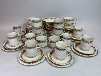 Vintage Paragon/Royal Albert Belinda Teeset [B.B2-4-001] 