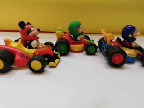 DISNEY AUTO F1 a retrocarica TOPOLINO PAPERINO PAPERONE gadget anni 2000 - Foto 5 di 7