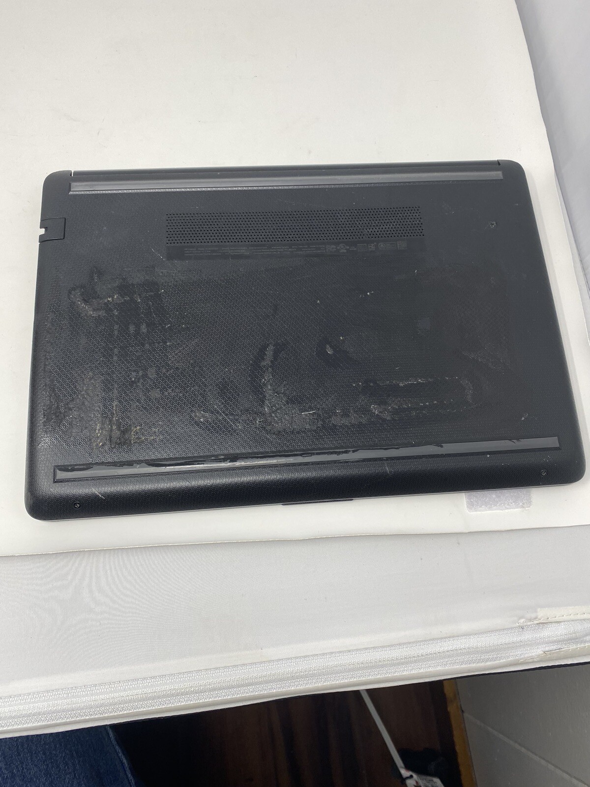 HP Laptop 14DK1013DX 14" Athlon Silver 3050U 2.3GHz 4GB RAM 128GB SSD