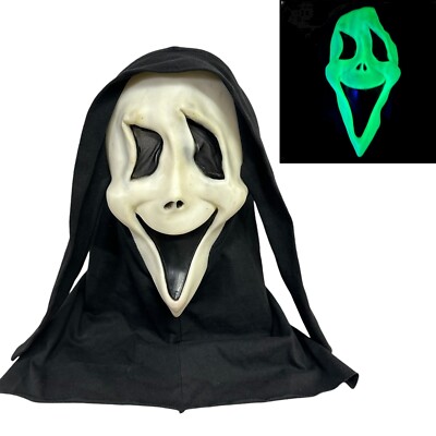 Fun World DIV Scream Mask Fantastic Faces Gen 2 Cotton Shroud Ghostface Glows
