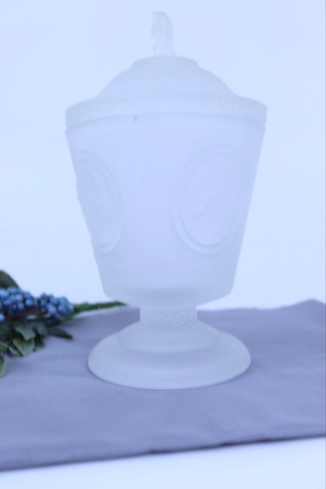 Vintage Fenton 1976 Bicentennial Commemorative Frosted Satin Glass Candy Dish