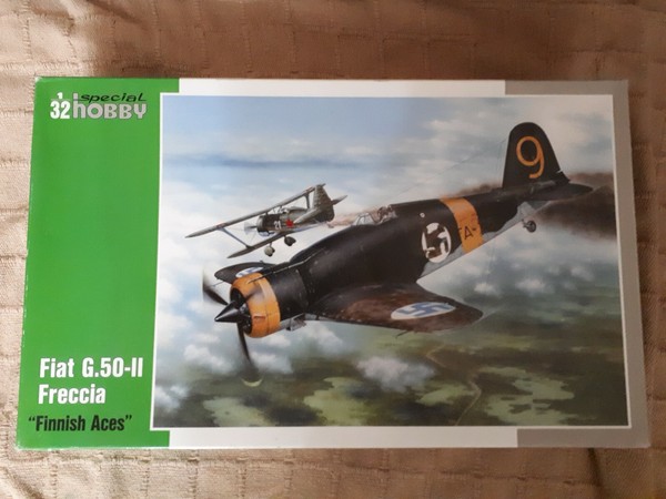 MAQUETA AVION 1/32 FIAT G.50 II FRECCIA + EXTRAS