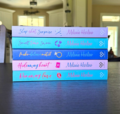 Melanie Harlow Cherry Tree Harbor Paperback Set (5): Runaway Love + 4 more