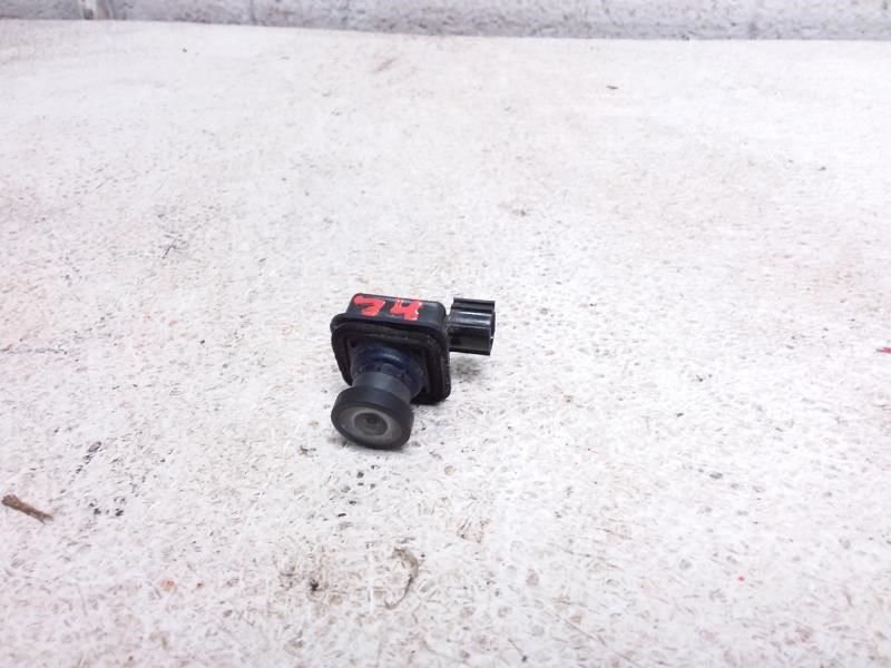 2018 MASERATI LEVANTE Back up Camera OEM Part Number 670104948