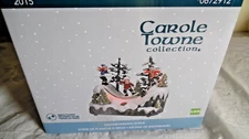 Carole Towne Collection 0672912 Snowboarding Scene Uses 3 aaa Batteries -Used -