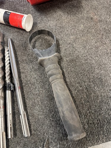 Hilti TE 40-AVR Rotary Combihammer Hammer Drill SDS w/ Bits Handle Manual Case - Picture 11 of 17