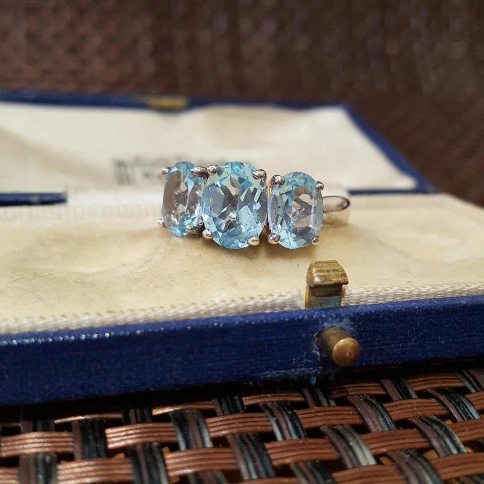 925 Sterling Silver Trilogy Ring Blue Topaz UK Size T US 9.75, Silver Jewellery - Image 4 of 4