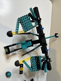 LEGO TECHNIC: Spider Slayer (8266/3038) Incomplete