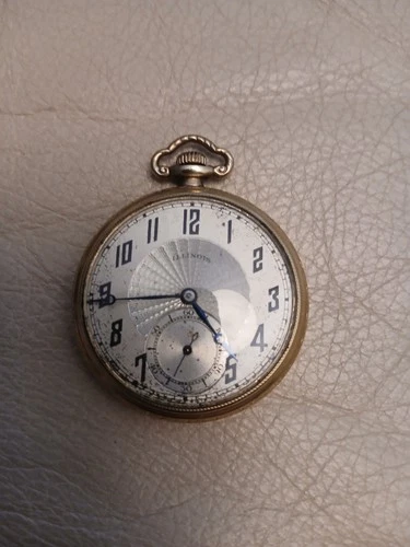 Antique Illinois Pocket Watch Running 17 Jewels