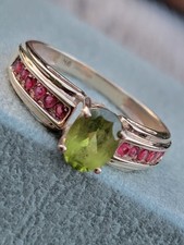 Solid 9ct Yellow Gold Ring With A Peridot And Rubies Really Unusual Ring Size O