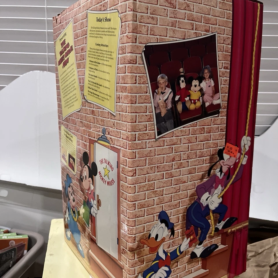 Juguete parlante animado Disney Mickey Mouse años 80 Worlds of Wonder Foto 2 de 4