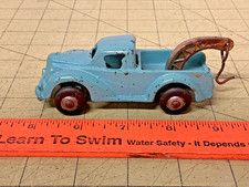 Vintage Arcade cast iron blue wrecker or tow truck 4 inch