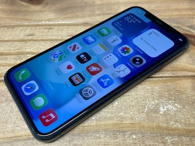 Apple iPhone 11 Pro - 64 GB - Green (Factory Unlocked) A2160 - Works - 79% Bat.